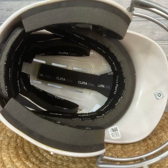 Adidas Destiny Softball Batting Helmet, 6 3/8" To 7 5/8" -White  Beige/Pearl. - Picture 9 of 10